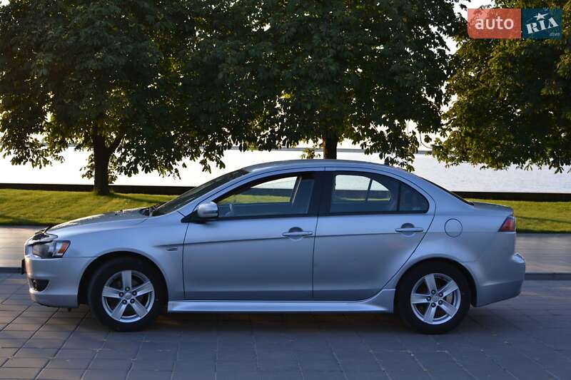 Седан Mitsubishi Lancer 2014 в Кременчуге