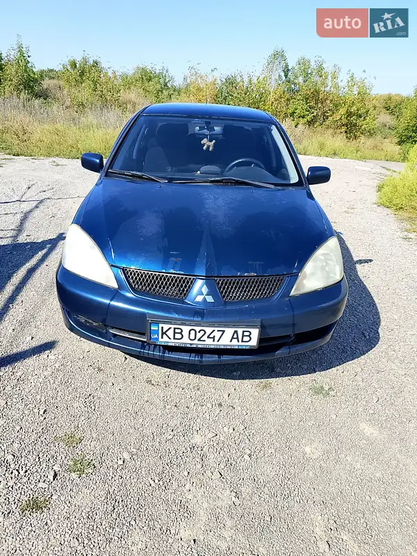 Mitsubishi Lancer