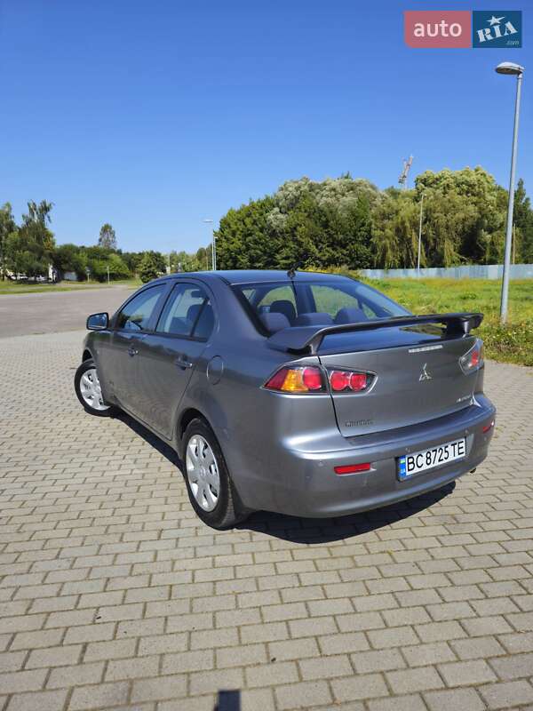 Седан Mitsubishi Lancer 2013 в Львове фото 20 Седан Mitsubishi Lancer 2013 в Львове