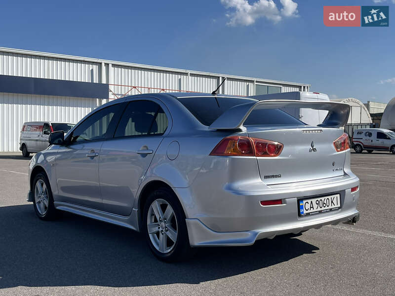 Седан Mitsubishi Lancer 2008 в Черкасах