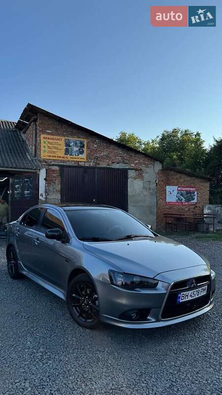 Седан Mitsubishi Lancer 2017 в 
