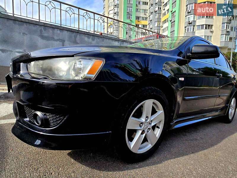 Седан Mitsubishi Lancer 2008 в Киеве