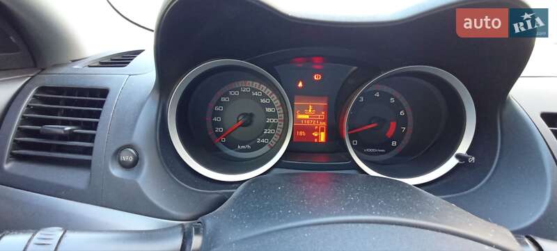 Седан Mitsubishi Lancer 2008 в Киеве фото 2 Седан Mitsubishi Lancer 2008 в Киеве