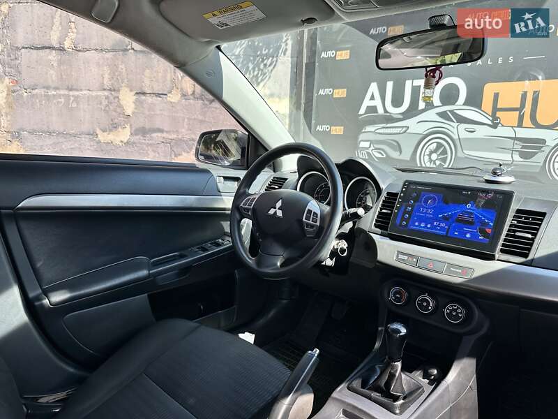 Седан Mitsubishi Lancer 2012 в Харкові