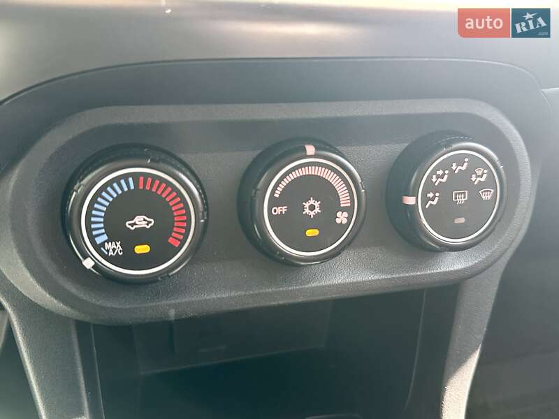 Седан Mitsubishi Lancer 2012 в Харкові