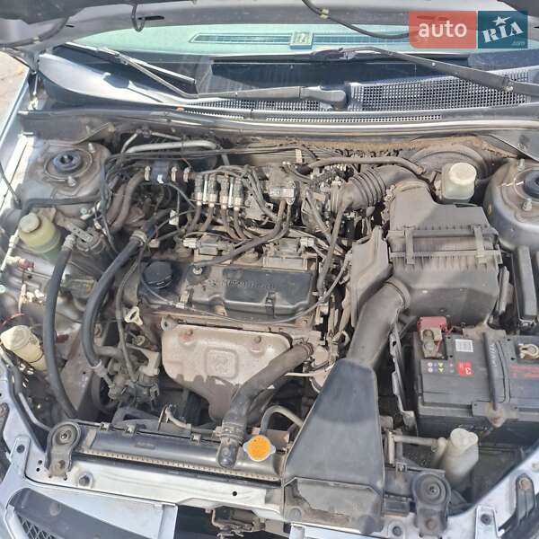Седан Mitsubishi Lancer 2008 в Днепре