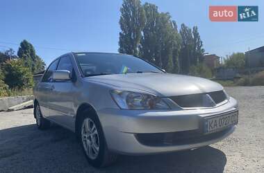 Седан Mitsubishi Lancer 2005 в Києві