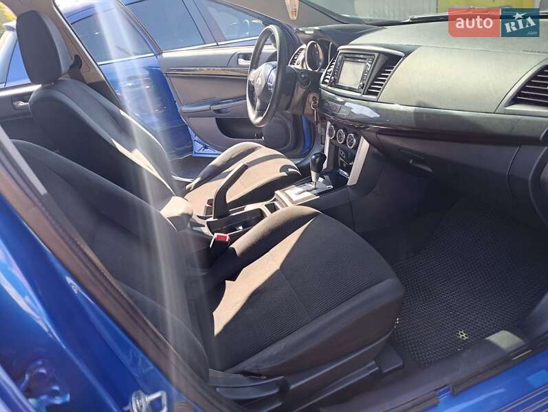 Седан Mitsubishi Lancer 2016 в Києві фото 12 Седан Mitsubishi Lancer 2016 в Києві