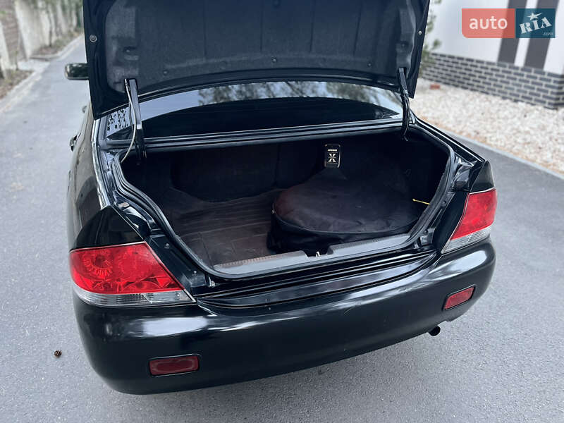 Седан Mitsubishi Lancer 2007 в Днепре