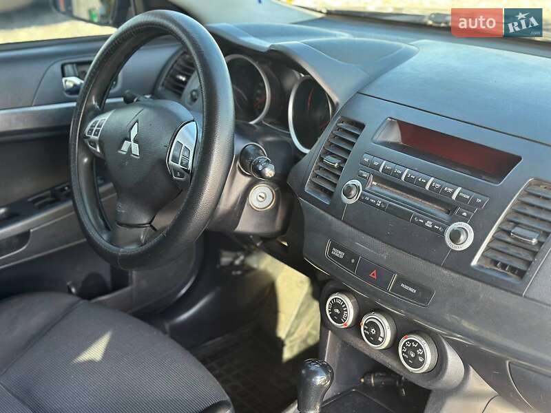Седан Mitsubishi Lancer 2008 в Харькове