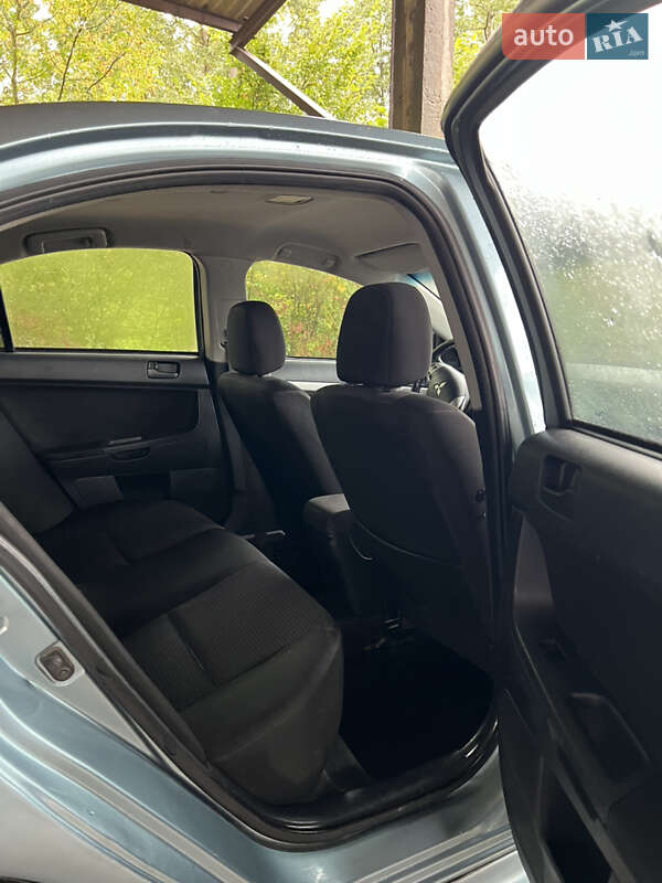 Седан Mitsubishi Lancer 2008 в Новояворовске