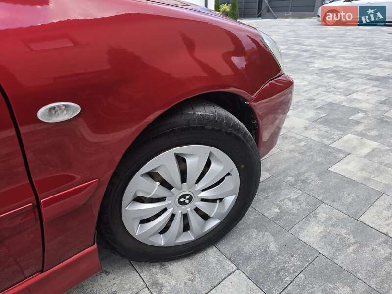 Седан Mitsubishi Lancer 2005 в Ивано-Франковске