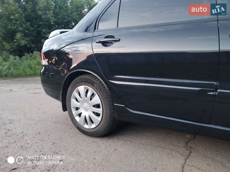 Седан Mitsubishi Lancer 2008 в Прилуках