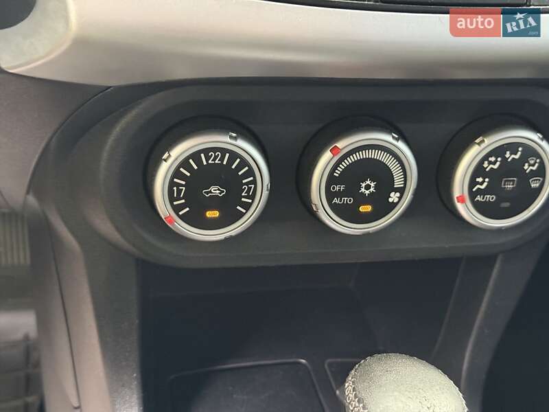 Седан Mitsubishi Lancer 2007 в Запорожье