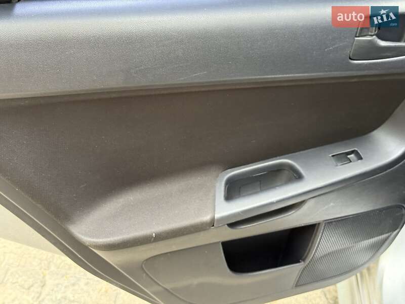 Седан Mitsubishi Lancer 2007 в Запорожье