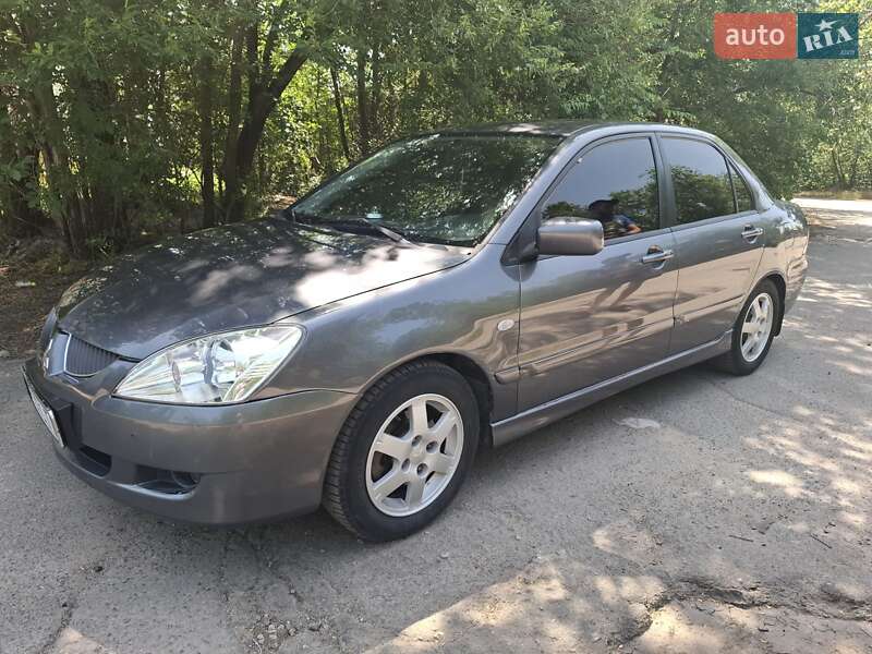 Mitsubishi Lancer 2004