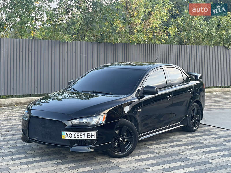 Седан Mitsubishi Lancer 2008 в Сваляве