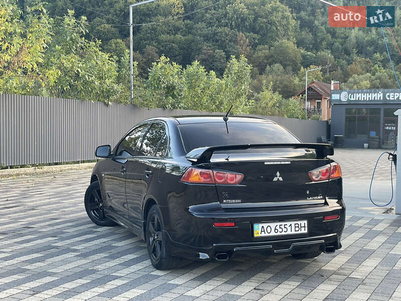 Седан Mitsubishi Lancer 2008 в Сваляве