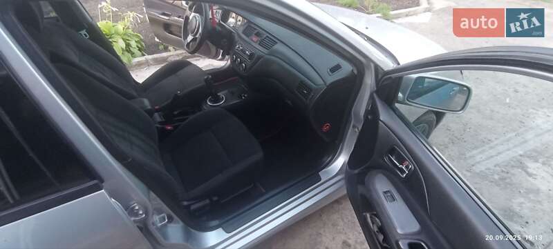 Универсал Mitsubishi Lancer 2004 в Луцке