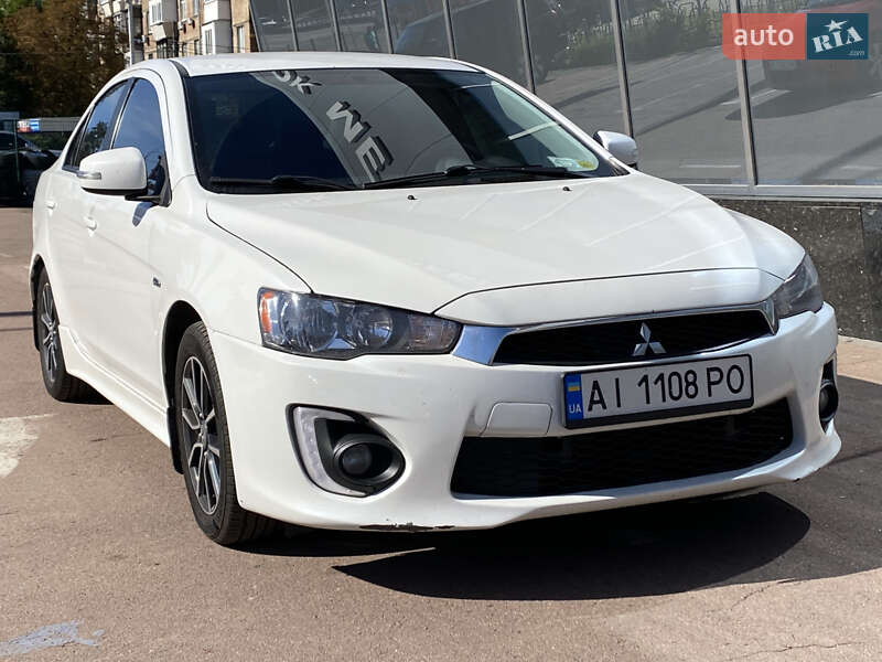 Mitsubishi Lancer 2016