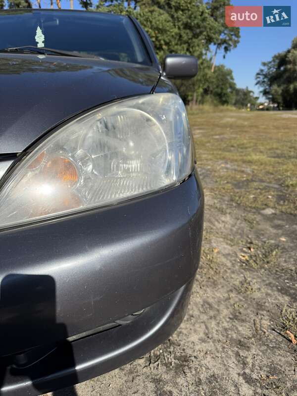 Седан Mitsubishi Lancer 2007 в Киеве