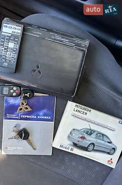Седан Mitsubishi Lancer 2004 в 