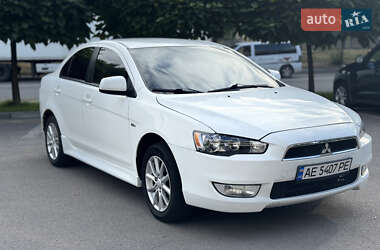 Седан Mitsubishi Lancer 2015 в 