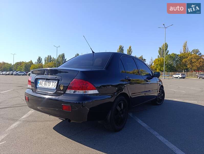 Седан Mitsubishi Lancer 2009 в Днепре