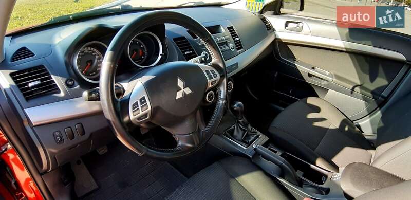 Седан Mitsubishi Lancer 2008 в Харькове