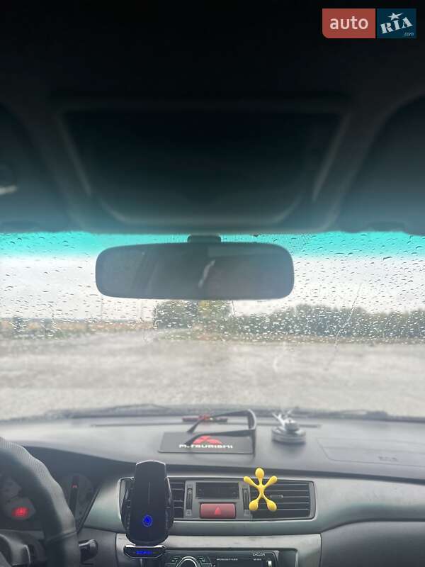 Седан Mitsubishi Lancer 2007 в Чутове