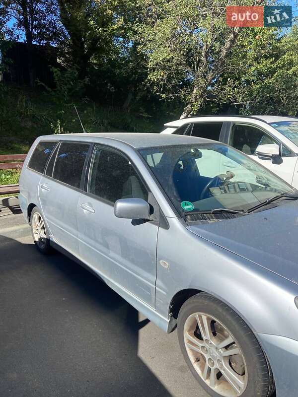 Универсал Mitsubishi Lancer 2004 в Вышгороде