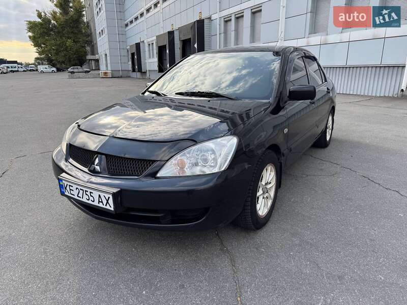 Седан Mitsubishi Lancer 2006 в Днепре