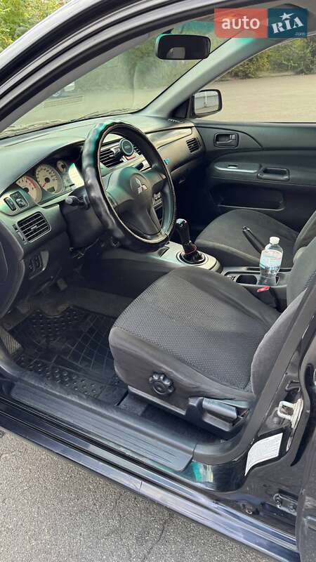 Седан Mitsubishi Lancer 2006 в Днепре