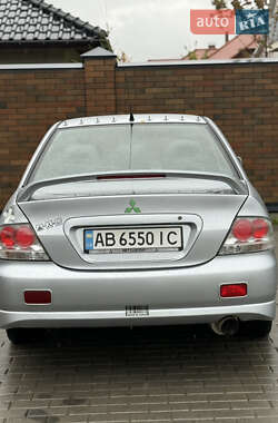 Седан Mitsubishi Lancer 2005 в 