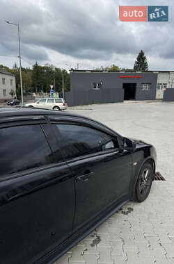Хэтчбек Mitsubishi Lancer 2012 в 