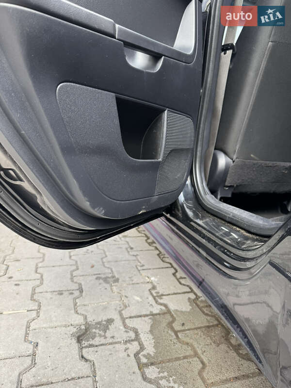 Хэтчбек Mitsubishi Lancer 2012 в Львове фото 42 Хэтчбек Mitsubishi Lancer 2012 в Львове