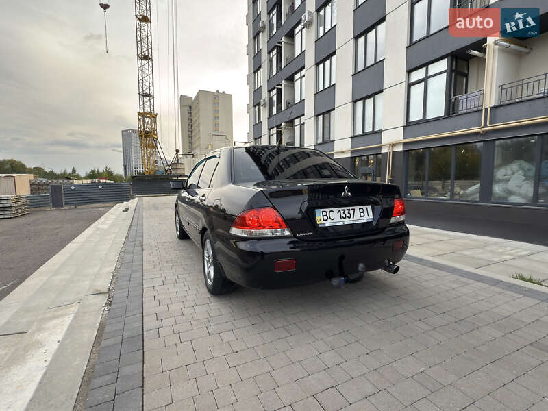 Седан Mitsubishi Lancer 2008 в Луцке