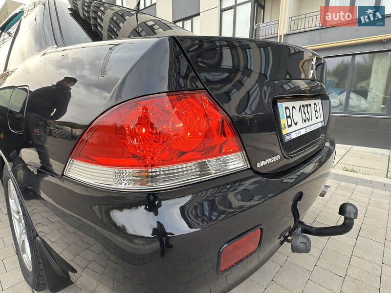 Седан Mitsubishi Lancer 2008 в Луцке