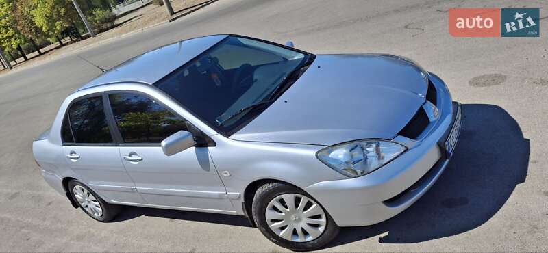 Mitsubishi Lancer 2005