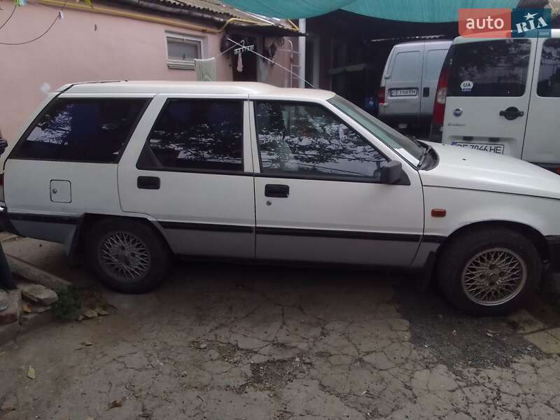 Универсал Mitsubishi Lancer 1987 в Николаеве