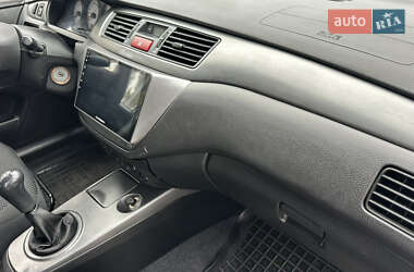 Седан Mitsubishi Lancer 2009 в 
