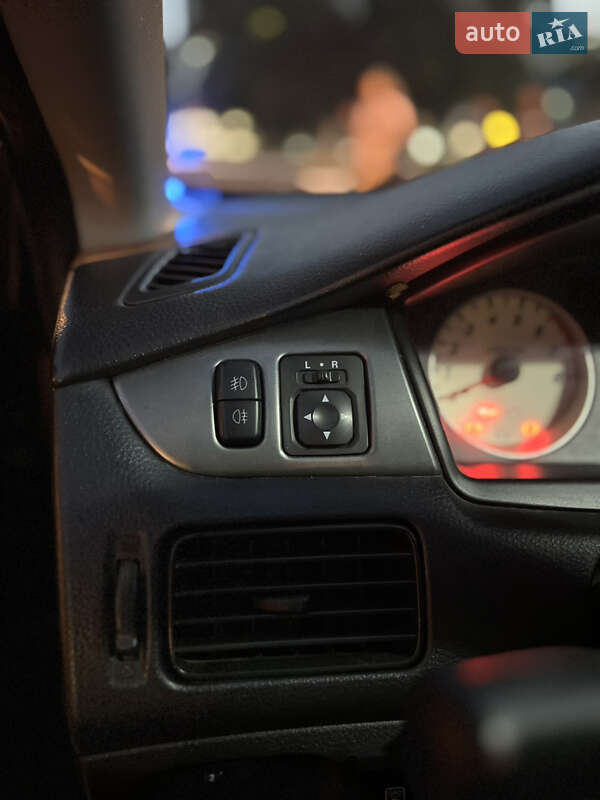 Седан Mitsubishi Lancer 2006 в Броварах