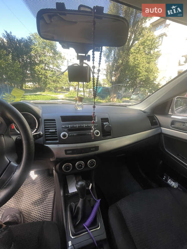 Седан Mitsubishi Lancer 2008 в Ужгороді