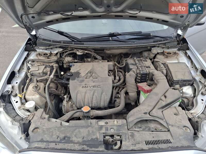 Седан Mitsubishi Lancer 2007 в Чернигове