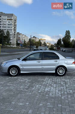 Седан Mitsubishi Lancer 2004 в 