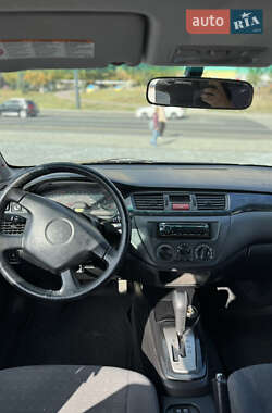 Седан Mitsubishi Lancer 2004 в 