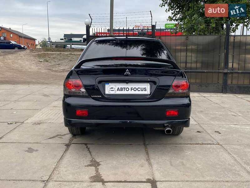 Седан Mitsubishi Lancer 2006 в Киеве