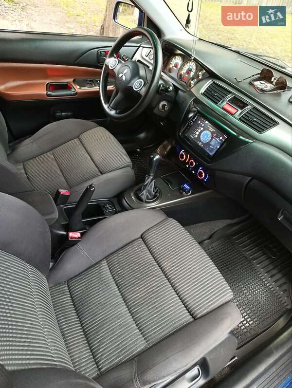 Седан Mitsubishi Lancer 2006 в Полтаве