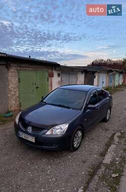 Седан Mitsubishi Lancer 2004 в Кривом Роге