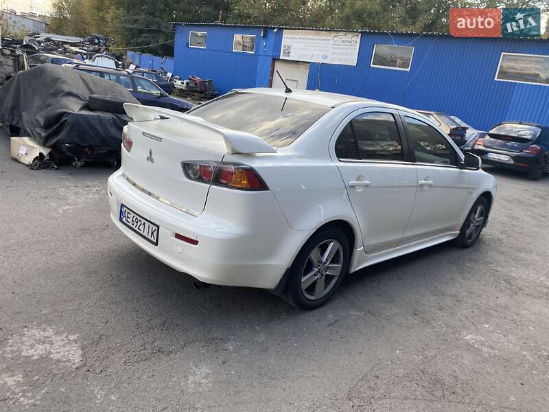 Седан Mitsubishi Lancer 2008 в Днепре